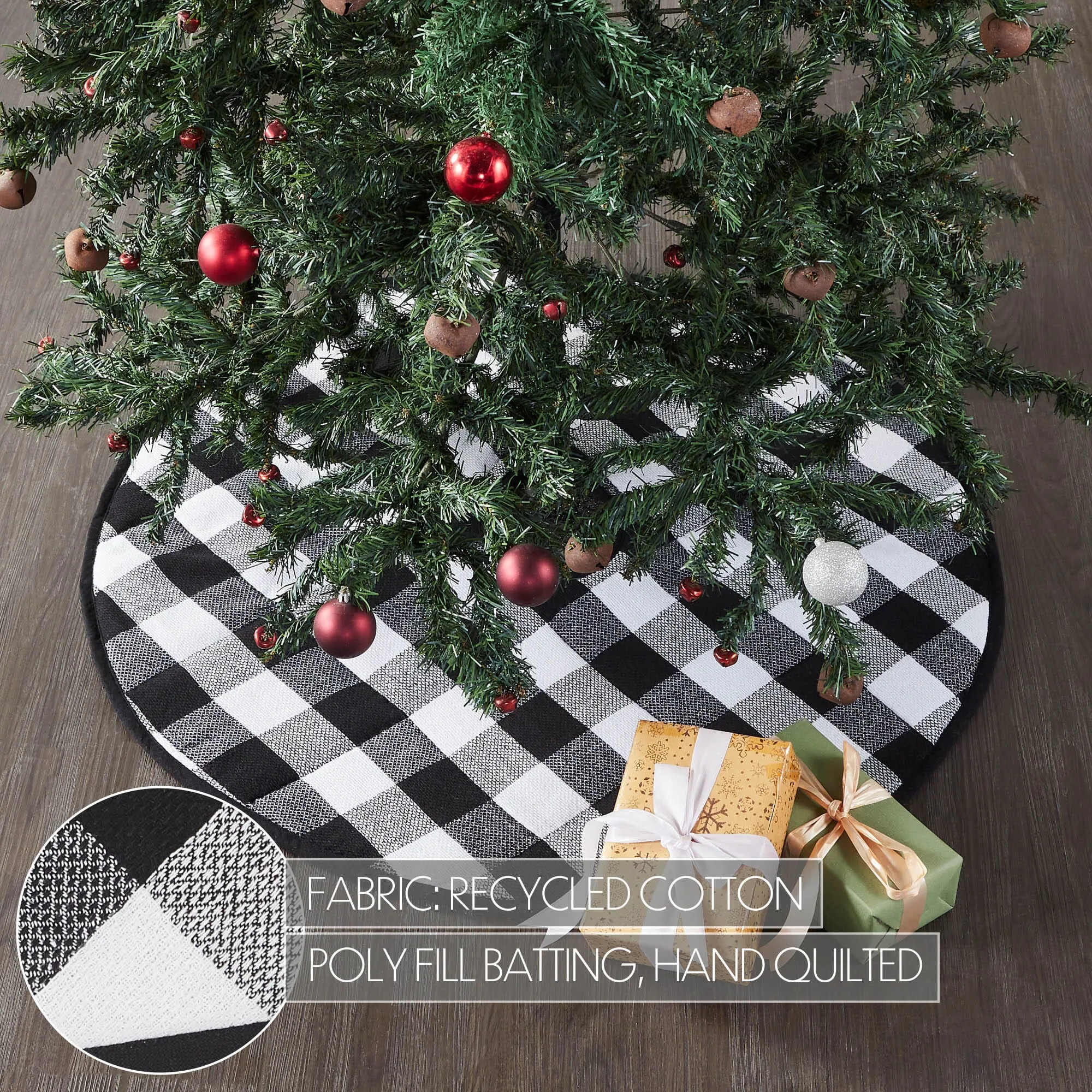 Annie Black Buffalo Check Tree Skirt 36"