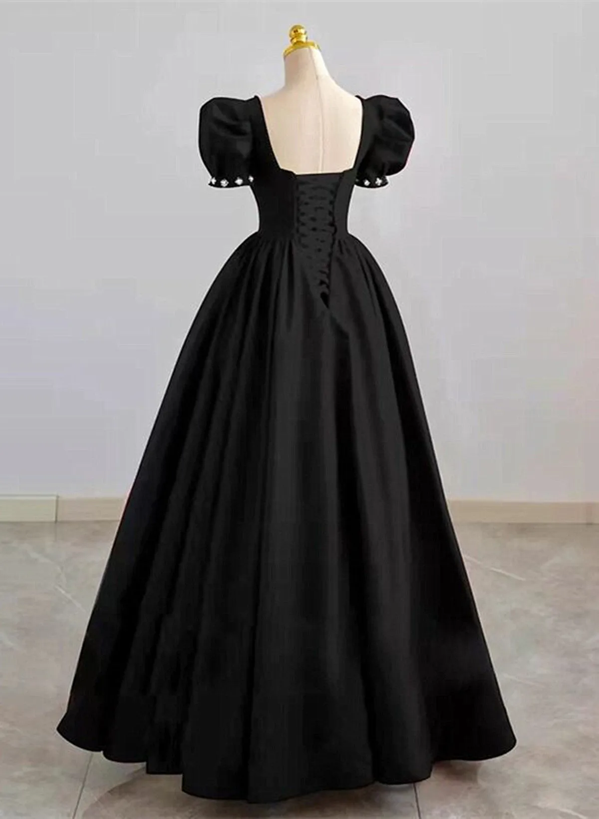 Black Sweetheart Short Sleeves Beaded Party Dress A-Line Black Satin Prom Dress