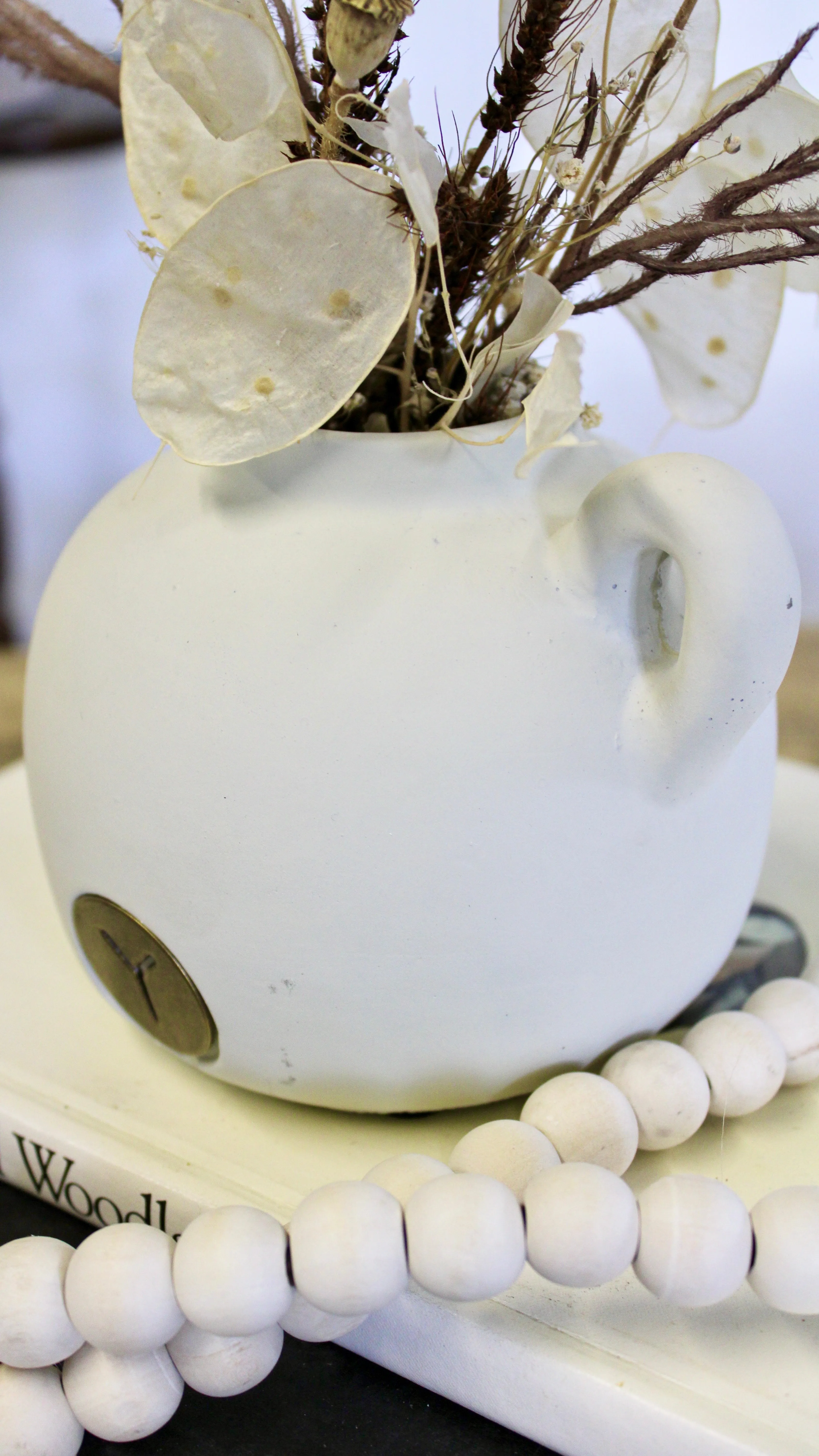 Warm White Matte Pot (Short)